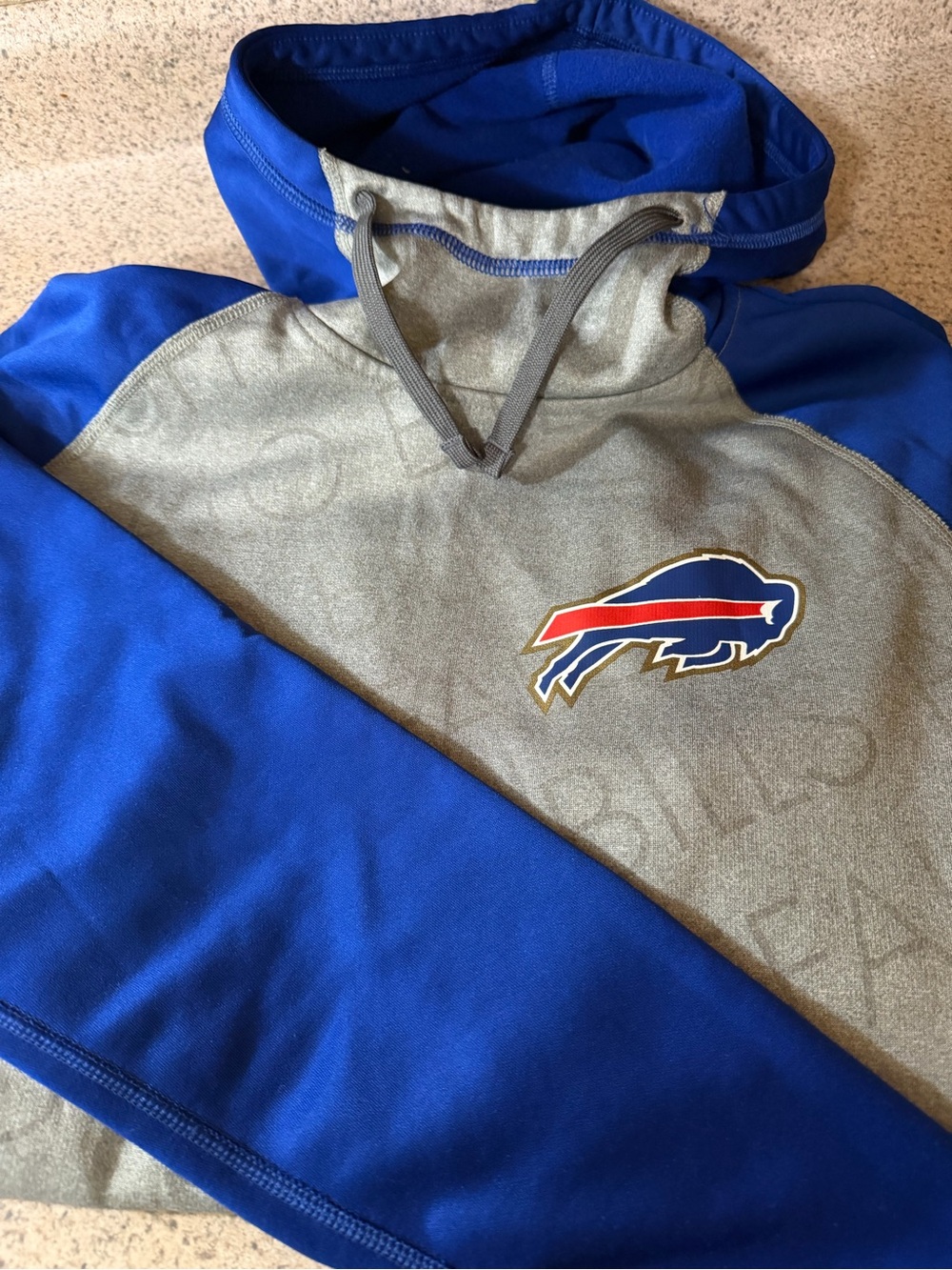 Buffalo Bills Nike Therma Dri-FIT Women’s Hoodie - Size Large